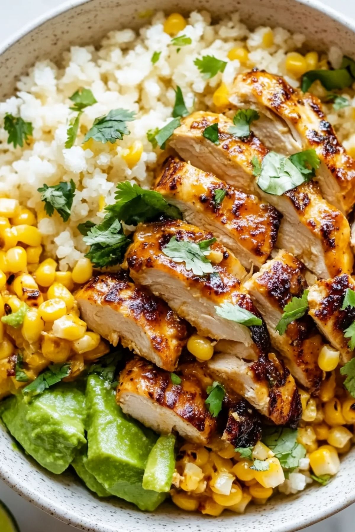 Mexican Street Corn Chicken Bowl – A Flavor Explosion in Every Bite!