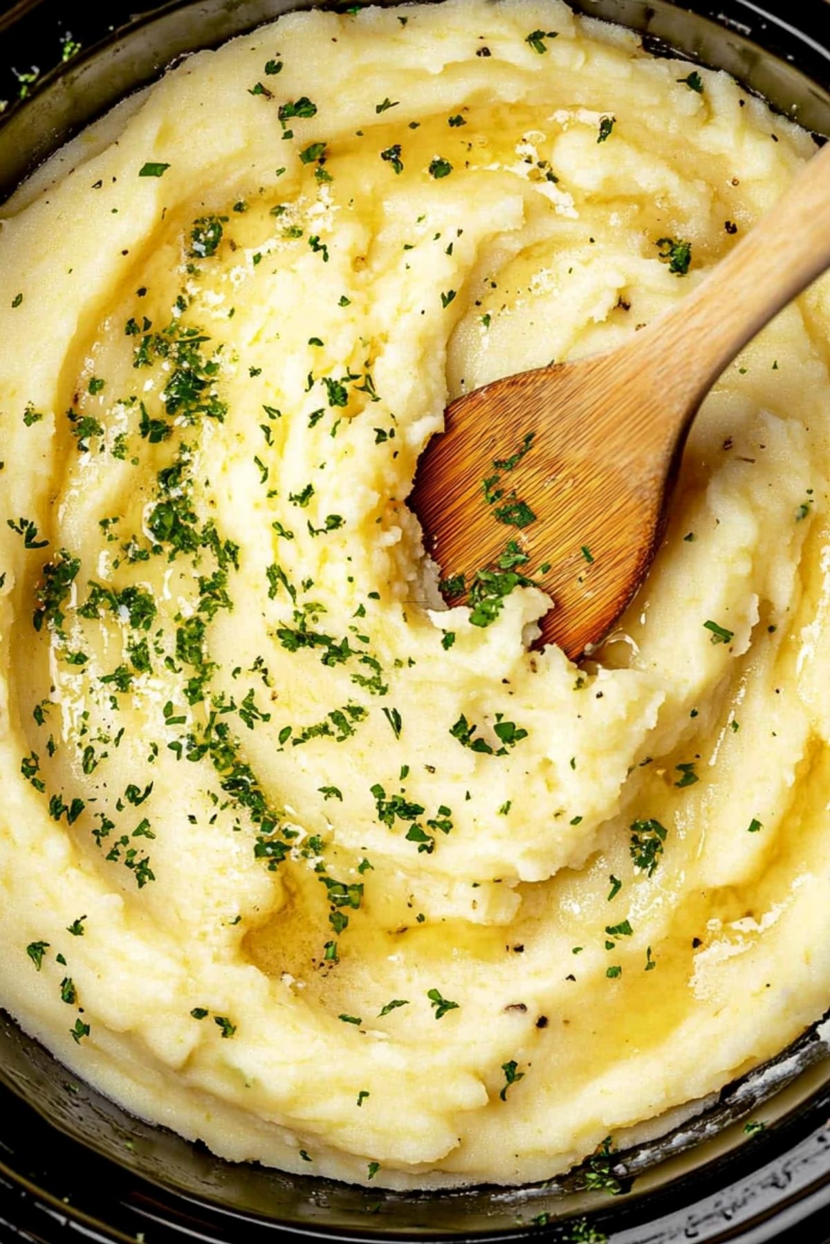 The Easiest Crockpot Mashed Potatoes – Creamy, Fluffy, and Hands-Free!