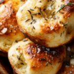 Easy Garlic Rosemary Focaccia Muffins – A Savory Treat with Every Bite