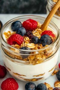 The Easiest Yogurt Parfait – A Fresh, Light, and Delicious Breakfast