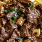 Slow Cooker Beef and Noodles