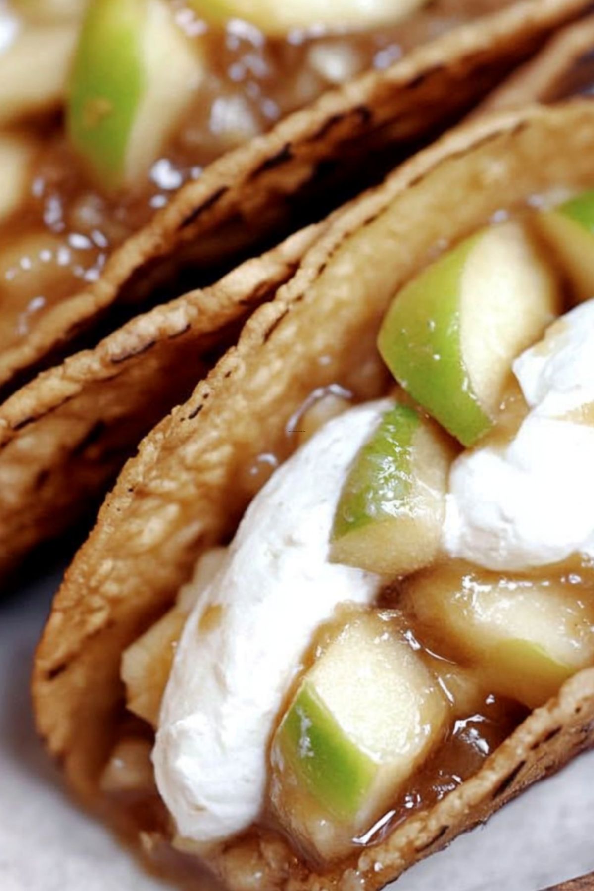 Apple Cheesecake Tacos: A Fun and Delicious Dessert Twist