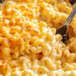 The Ultimate Baked Mac and Cheese – Creamy, Cheesy, and Irresistible