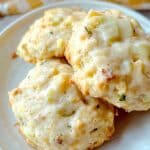 These Leek and Cheese Biscuits Disappear Fast—You’ve Been Warned