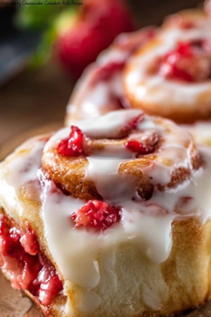 Strawberry Cheesecake Cinnabon Rolls Recipe
